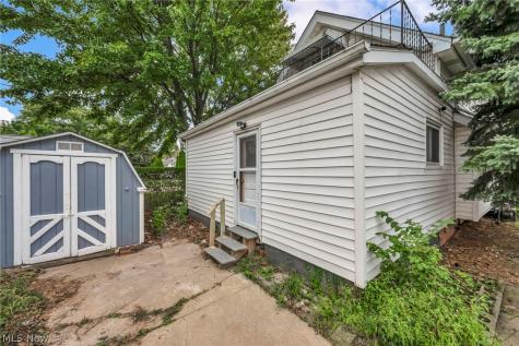 5012 Russell Avenue Parma OH 44134