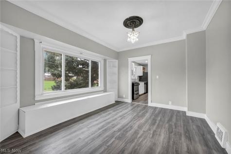 5012 Russell Avenue Parma OH 44134