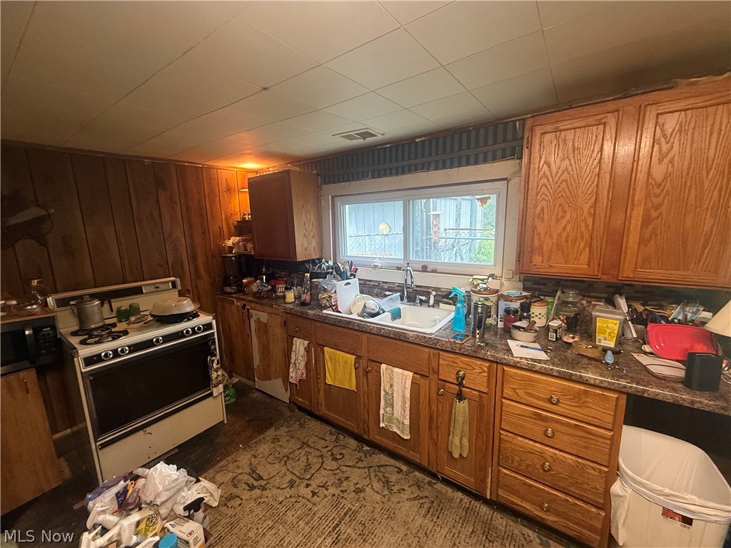 3050 Trumbull Avenue Mcdonald OH 44437