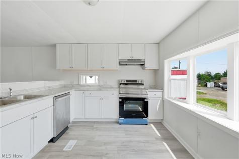 10341 Lincoln Way E Orrville OH 44667