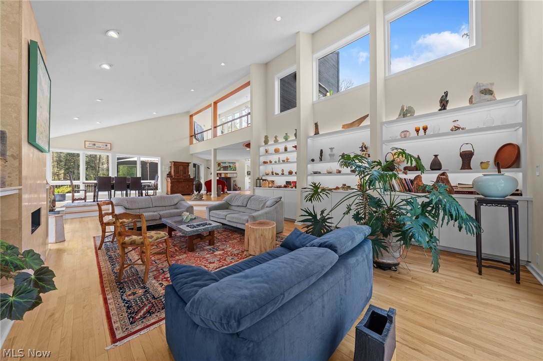 6 Whisperwood Lane Hunting Valley OH 44022