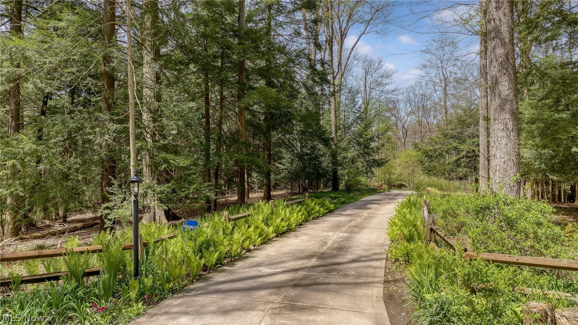 6 Whisperwood Lane Hunting Valley OH 44022
