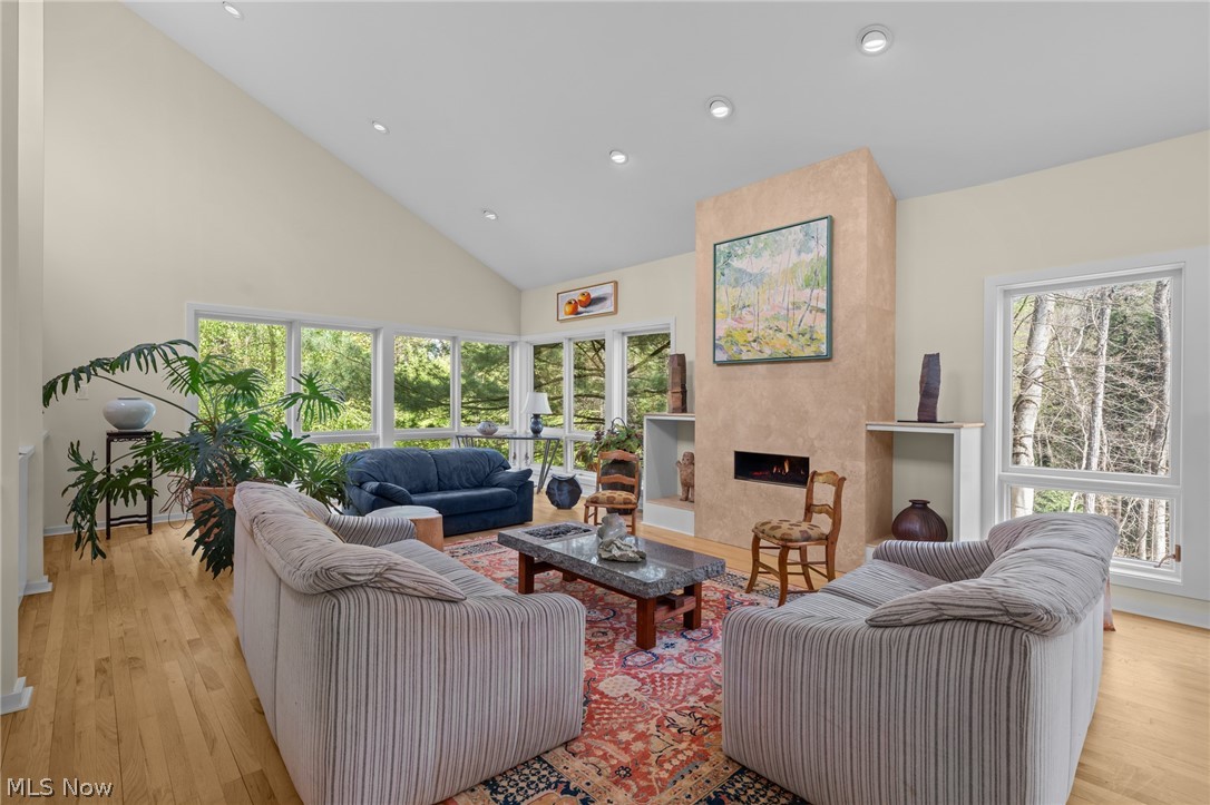 6 Whisperwood Lane Hunting Valley OH 44022