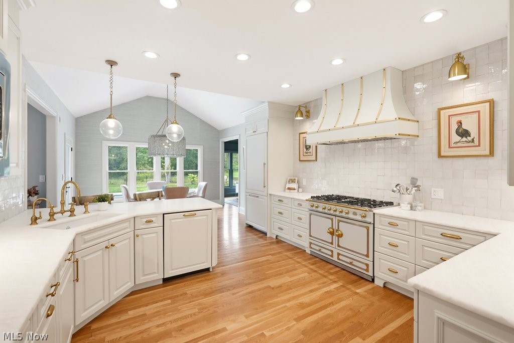 18180 Sedge Court Chagrin Falls OH 44023