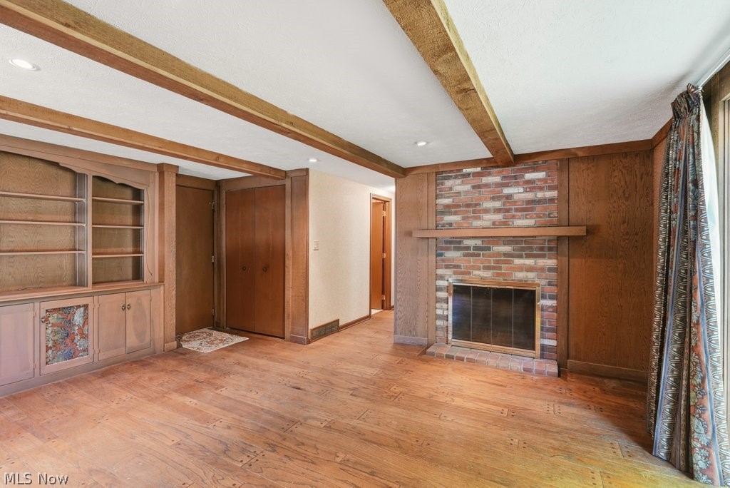 8700 Bradford Lane Brecksville OH 44141