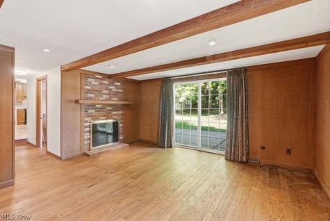 8700 Bradford Lane Brecksville OH 44141