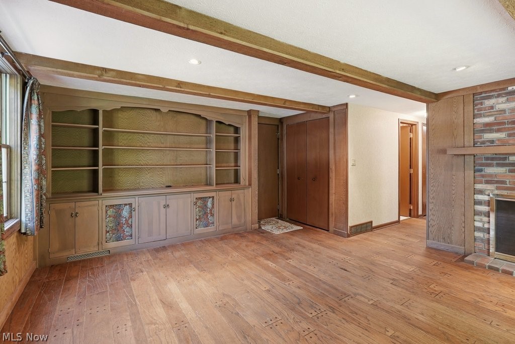 8700 Bradford Lane Brecksville OH 44141
