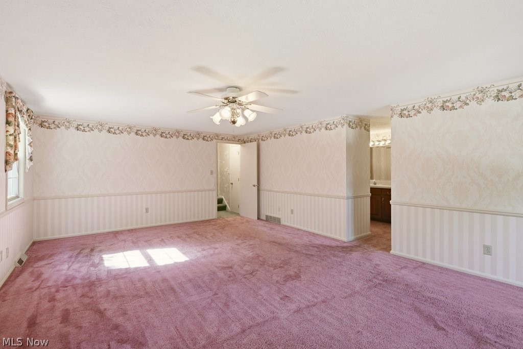 8700 Bradford Lane Brecksville OH 44141