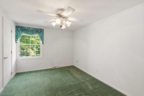 8700 Bradford Lane Brecksville OH 44141