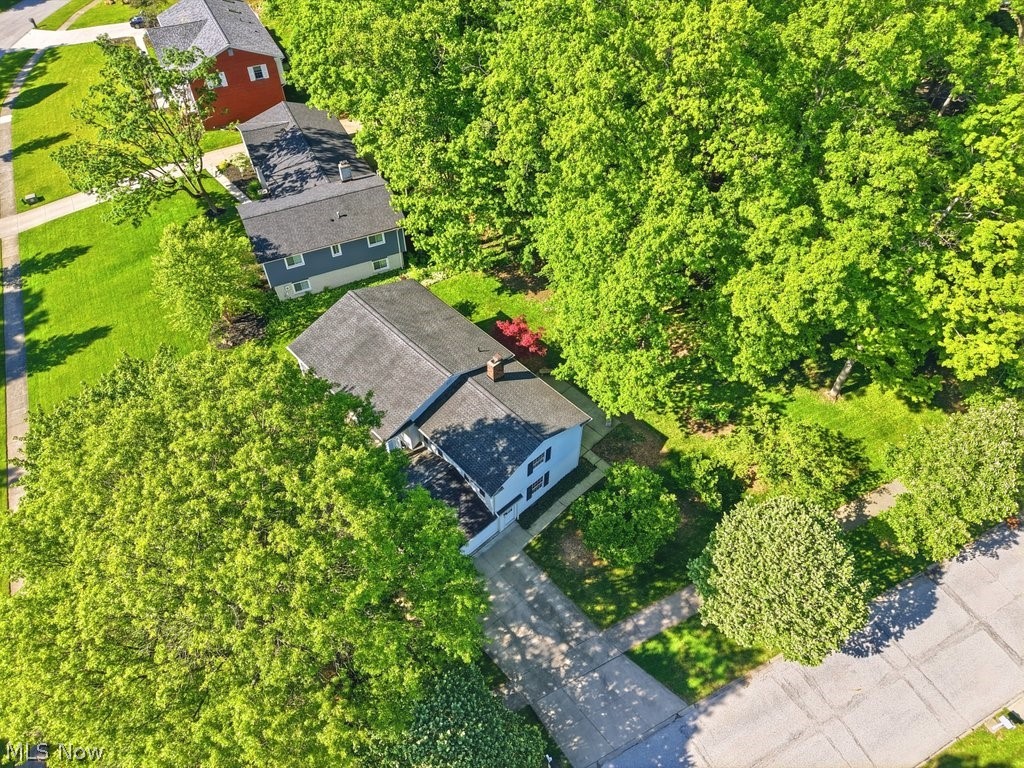 8700 Bradford Lane Brecksville OH 44141