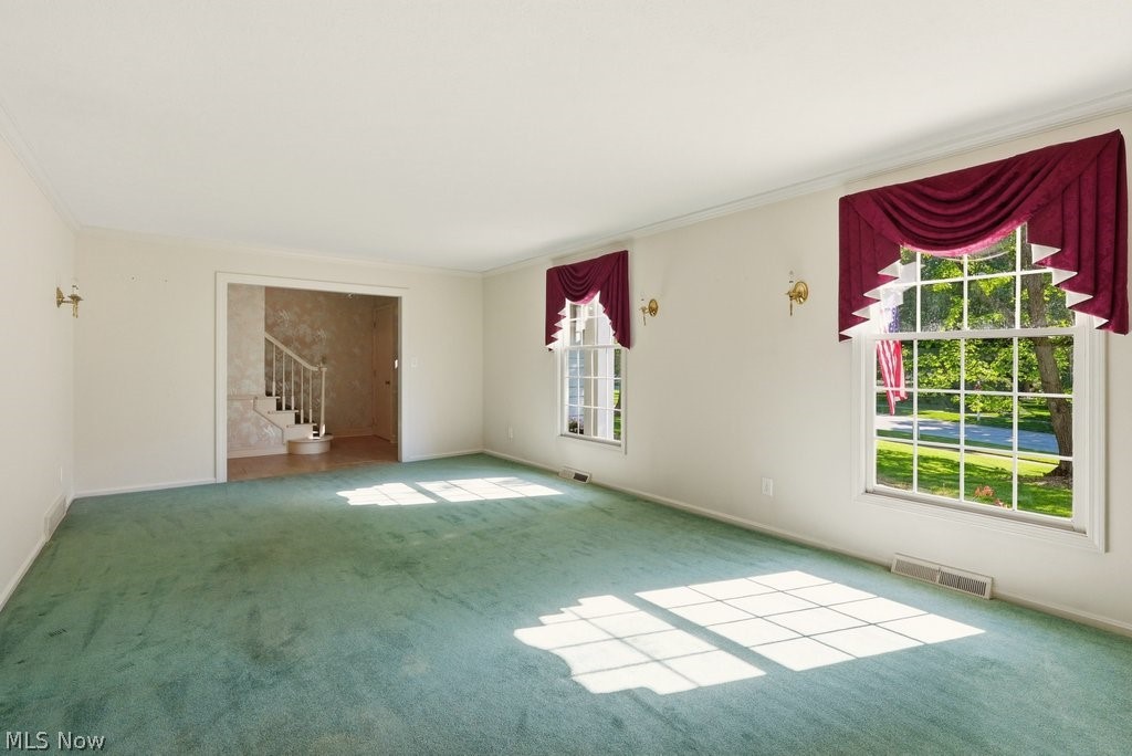 8700 Bradford Lane Brecksville OH 44141