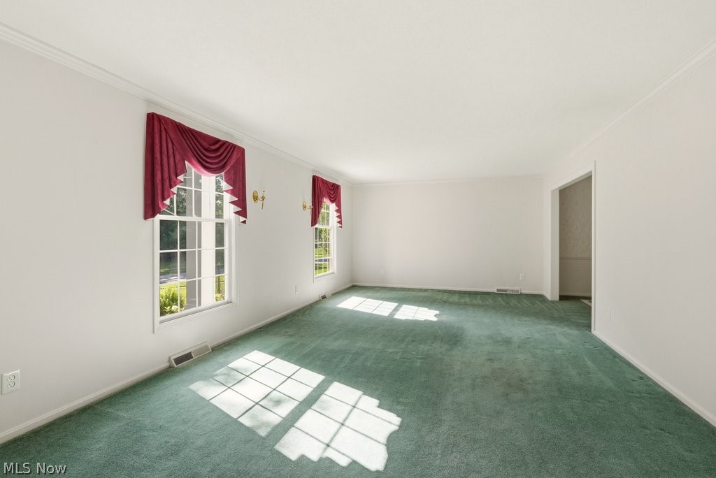 8700 Bradford Lane Brecksville OH 44141