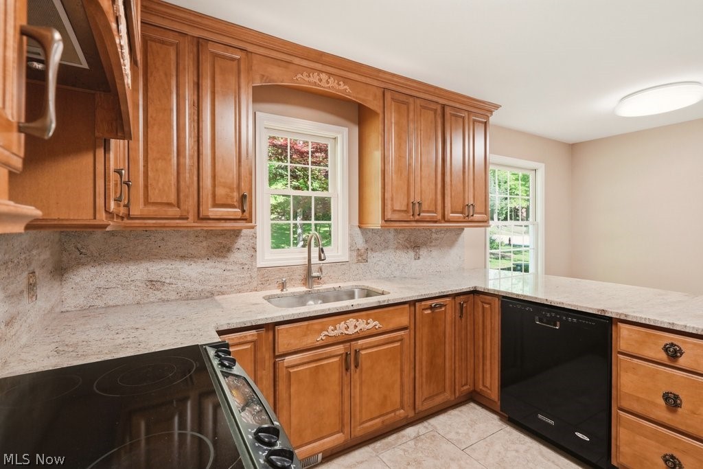8700 Bradford Lane Brecksville OH 44141