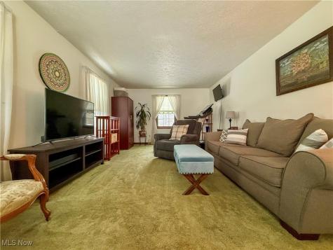 2470 Stiegler Road Valley City OH 44280