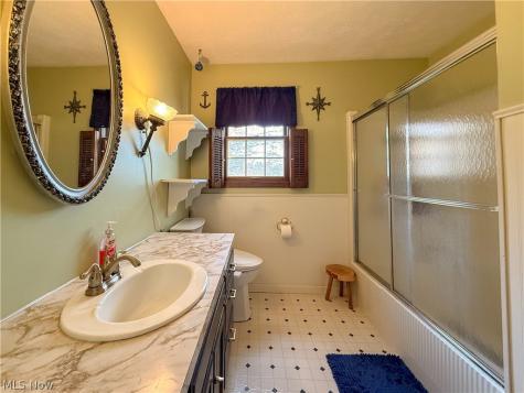 2470 Stiegler Road Valley City OH 44280