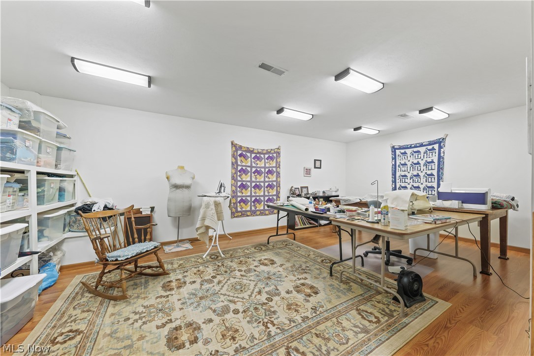 2011 E Swan Lake Circle Kent OH 44240