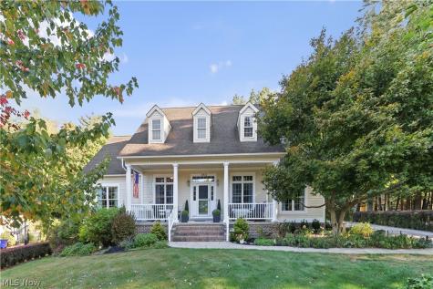 2011 E Swan Lake Circle Kent OH 44240