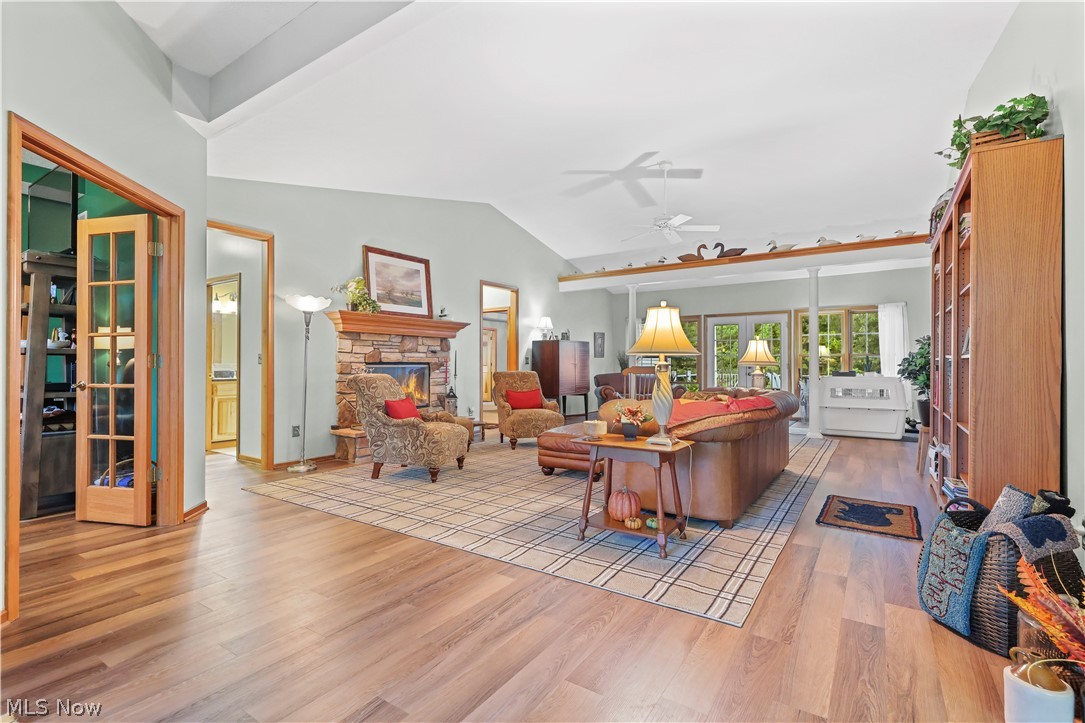 2011 E Swan Lake Circle Kent OH 44240