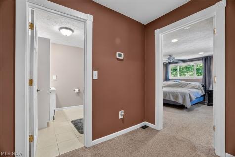 15414 Lakeshore Drive Burton OH 44021
