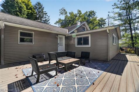15414 Lakeshore Drive Burton OH 44021