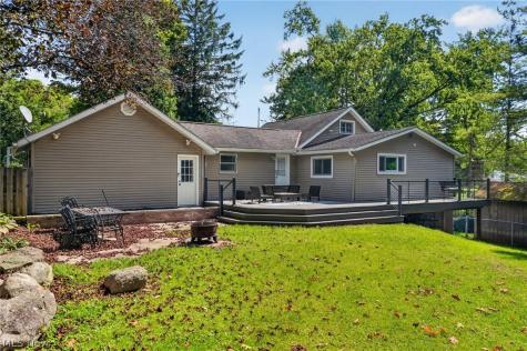 15414 Lakeshore Drive Burton OH 44021