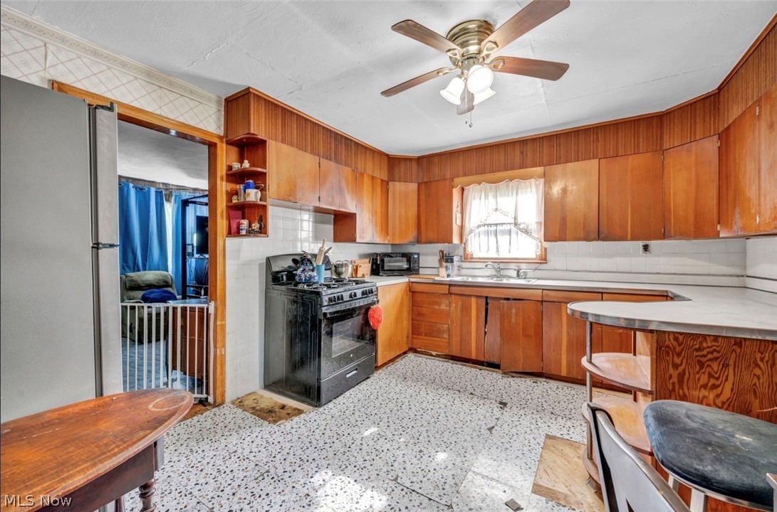 40622 Carlisle Avenue Elyria OH 44035