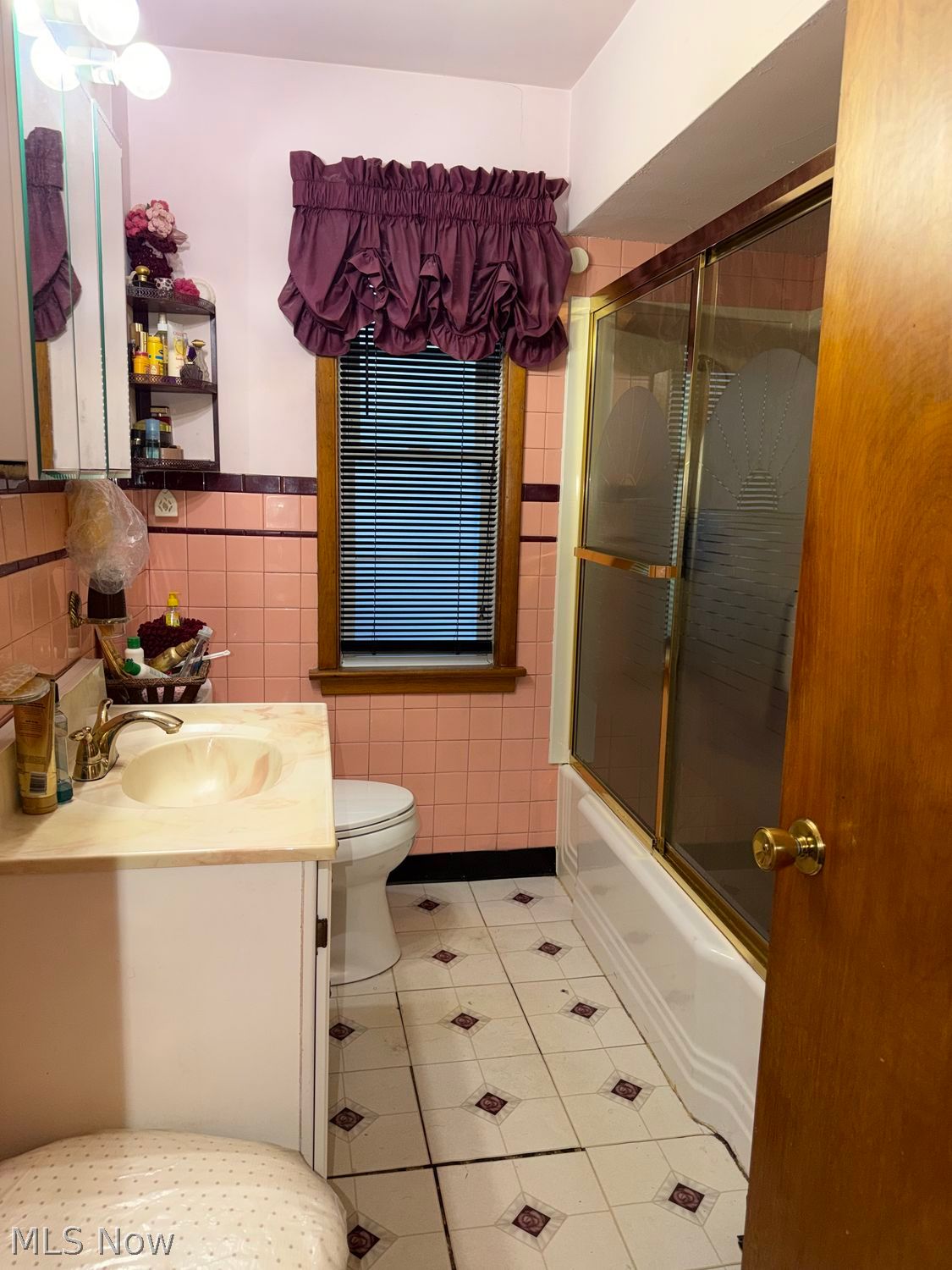 444 9th Street Elyria OH 44035