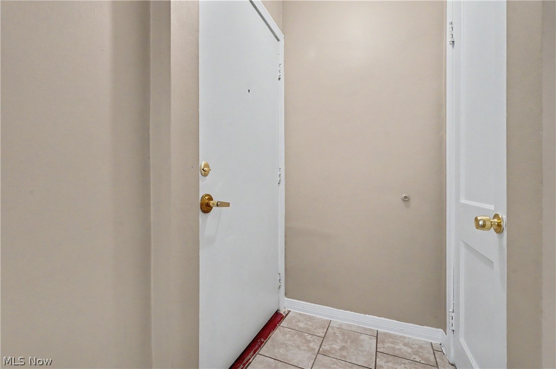 1761 Marks Avenue Akron OH 44305