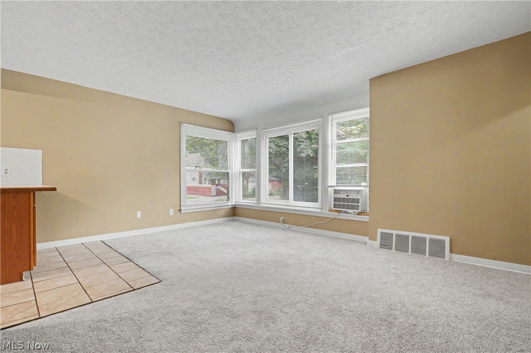 1761 Marks Avenue Akron OH 44305