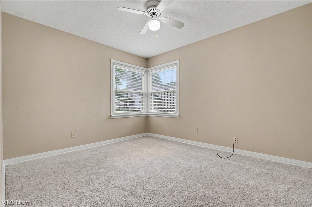 1761 Marks Avenue Akron OH 44305