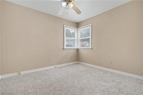 1761 Marks Avenue Akron OH 44305
