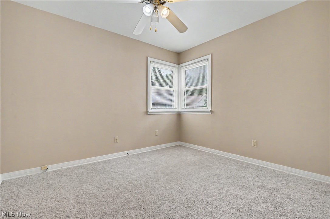 1761 Marks Avenue Akron OH 44305
