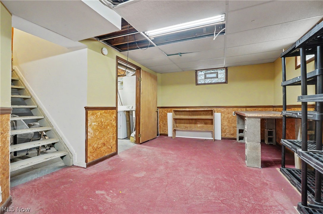 1761 Marks Avenue Akron OH 44305