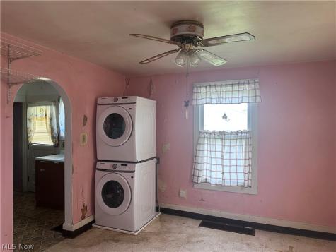 456 W New York Avenue Sebring OH 44672