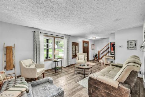 2322 Westport Drive Akron OH 44312