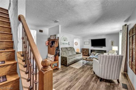 2322 Westport Drive Akron OH 44312