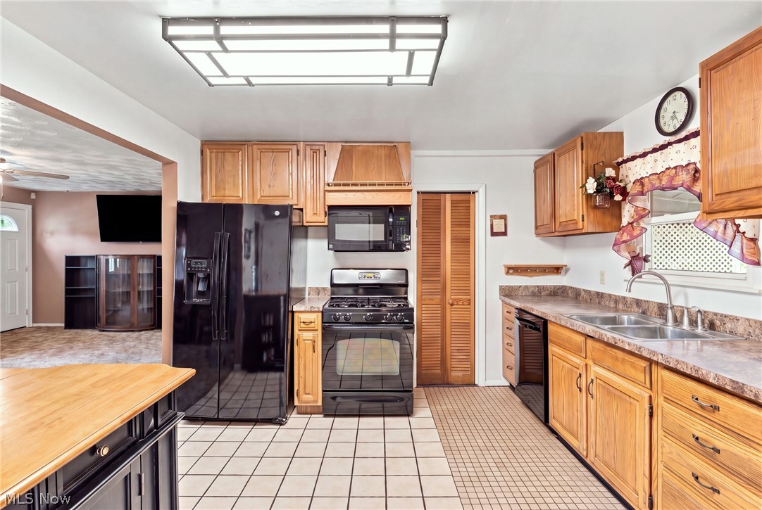 36260 Shaw Drive North Ridgeville OH 44039