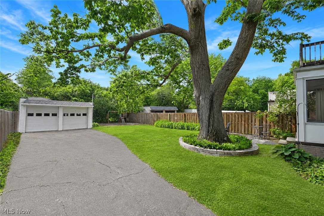 2400 Eardley Road University Heights OH 44118