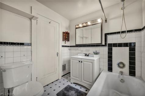 15812 Judson Drive Cleveland OH 44128