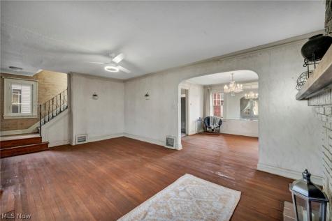 15812 Judson Drive Cleveland OH 44128