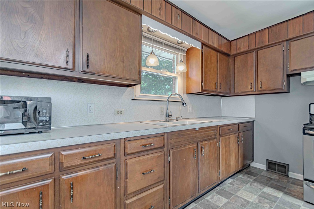 188 Saratoga Avenue NW Canton OH 44708