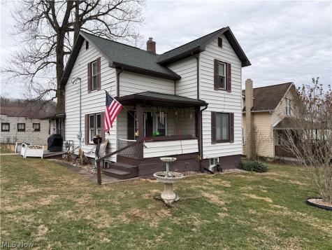 893 Maxwell Avenue Millersburg OH 44654