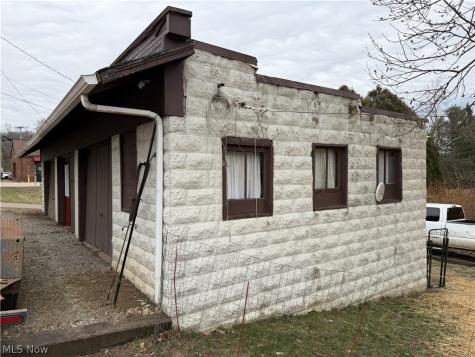 893 Maxwell Avenue Millersburg OH 44654