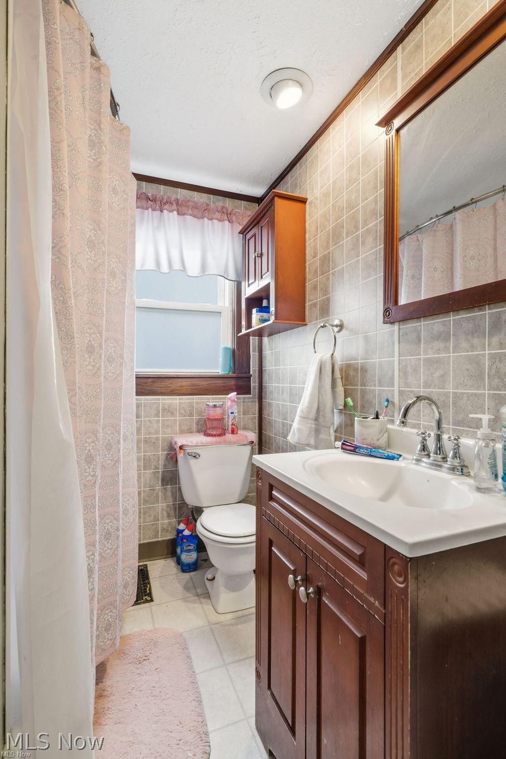802 26th Street NE Canton OH 44714
