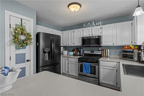 35316 Oxford Court North Ridgeville OH 44039