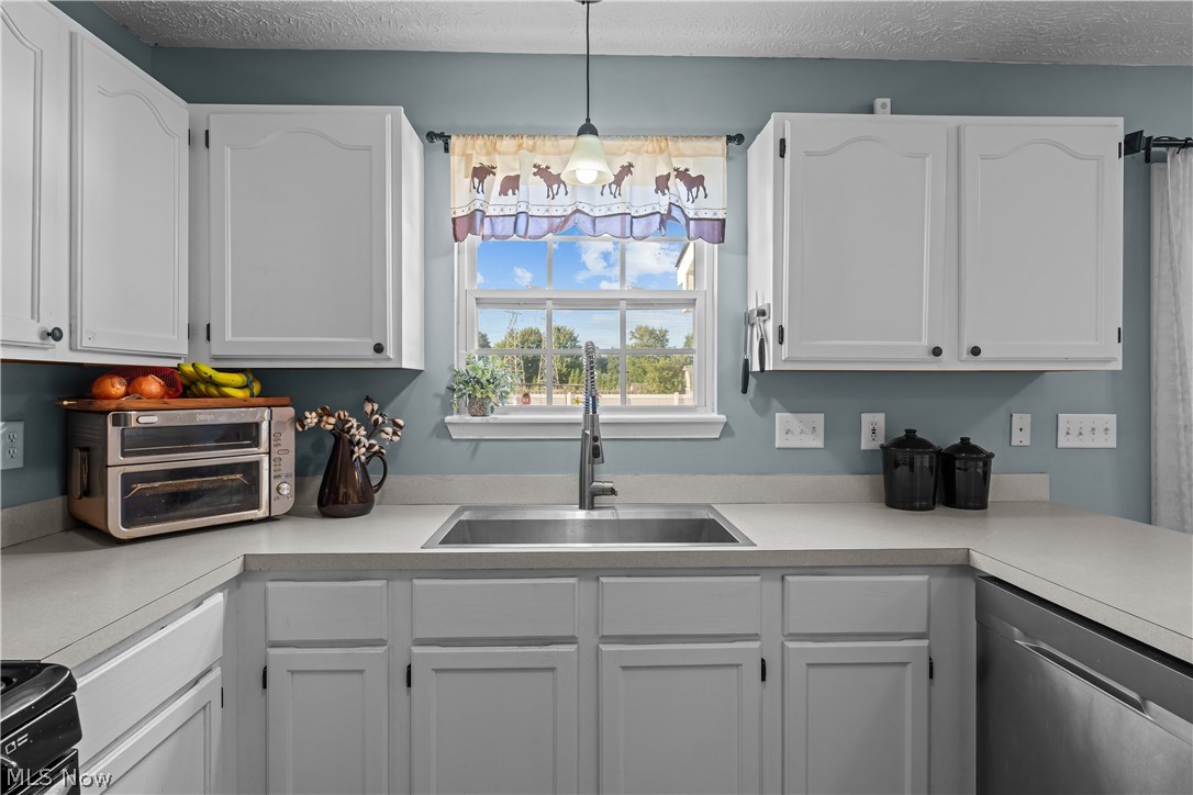 35316 Oxford Court North Ridgeville OH 44039
