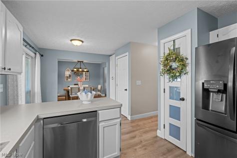 35316 Oxford Court North Ridgeville OH 44039