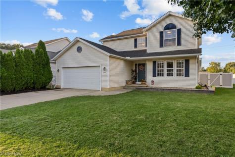 35316 Oxford Court North Ridgeville OH 44039