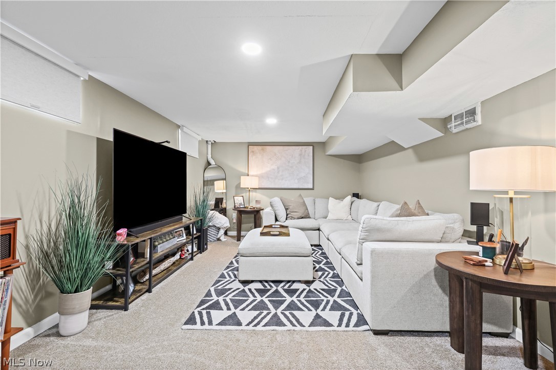 234 Summit Street Wadsworth OH 44281