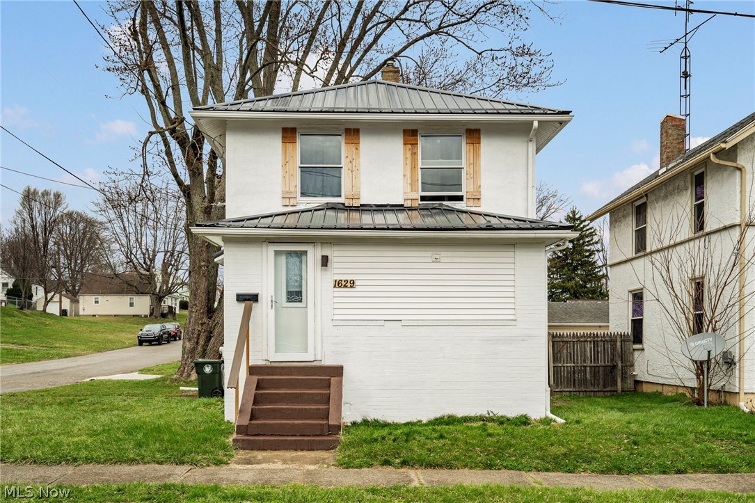 1629 23rd Street NE Canton OH 44714
